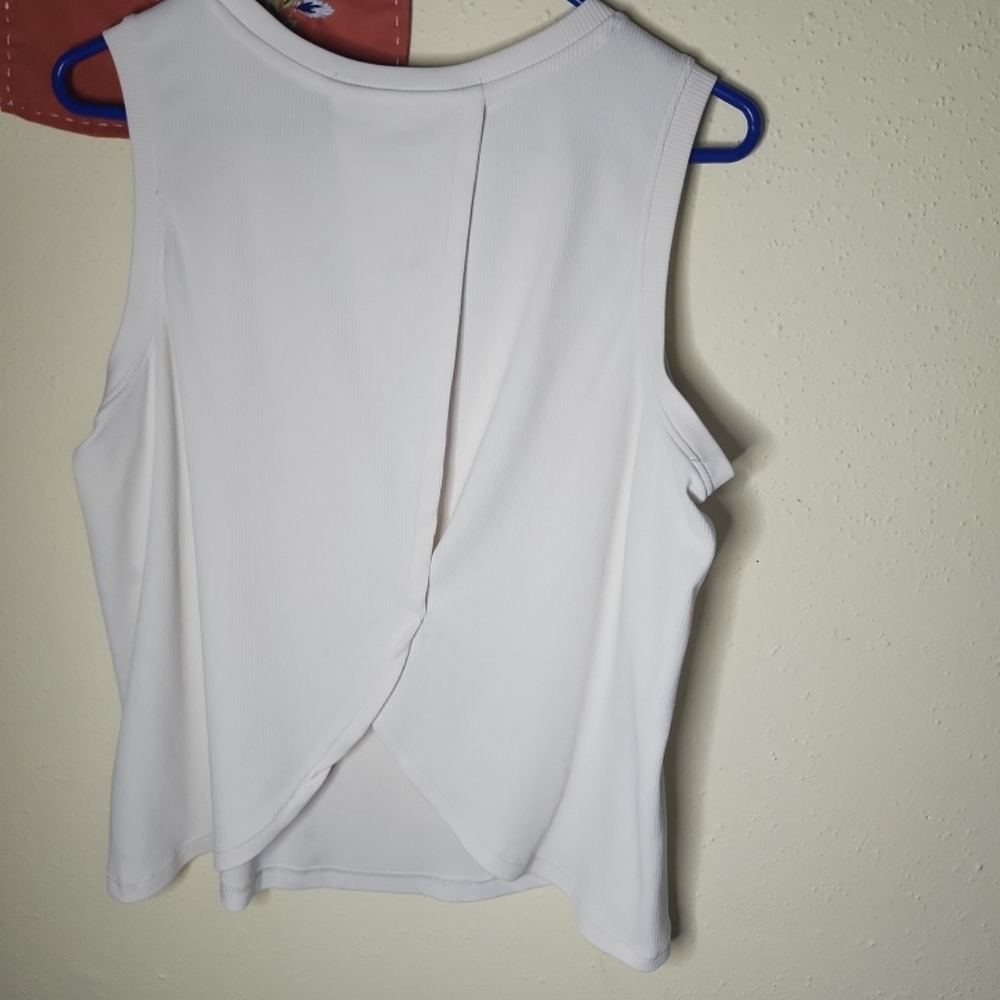 Elegant White Crossover Back Tank Top